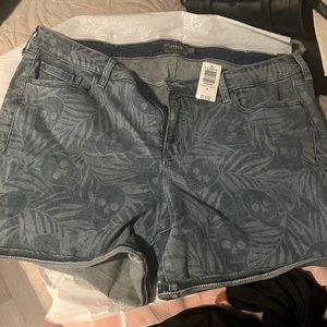 Torrid Skull Print Shorts